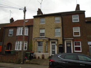 Icknield Street, Luton, Beds,  LU6 3AD