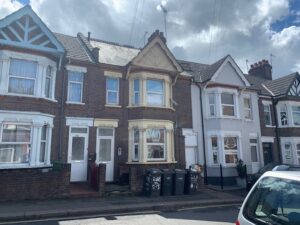 Flat 5, Hightown Road, Luton, Bed,  LU2 0DN