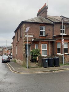 Stockwood Crescent, Luton, Beds,  LU1 3SS