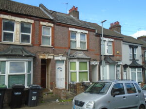 Russell Rise, Luton, Beds,  LU1 5EU